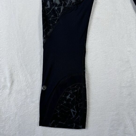 Lululemon Active Capri Black‎ Gray Womens 4 Gym CrossFit Athletic - Picture 9 of 12